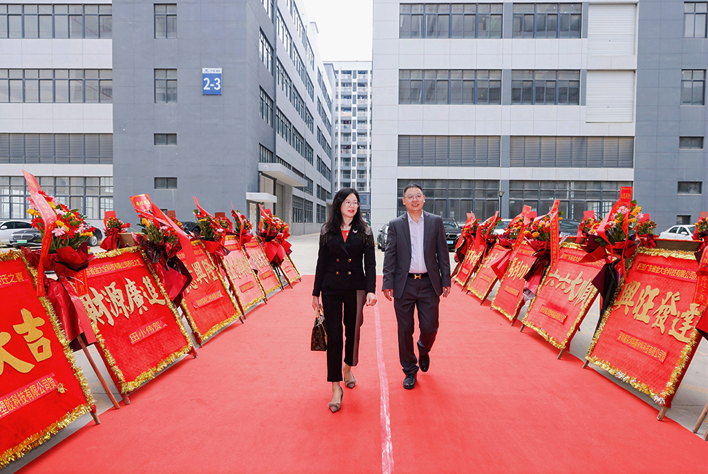 340A7858-opq351526717500000